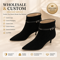 Bottines en daim sur mesure en gros, bout pointu, talon fin avec boucle, OEM ODM, couleur personnalisée, bottines courtes pour femmes