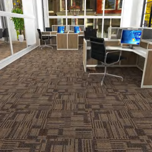 Losetas de Alfombra Comerciales de PP - Suelos Ecológicos Modernos para Oficina y Hogar - Product Image 4