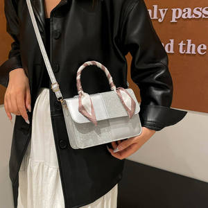 Bolso bandolera delgado y moderno para mujer 2026, bolso de mano con solapa para mujer - Product Image 3