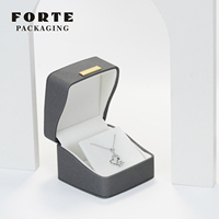 Boîte à bijoux en cuir PU emballage de bijoux personnalisé en gros boîtes à bracelets avec logo personnel boîte de bague de mariage de luxe
