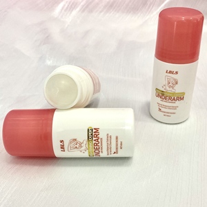 <span class=keywords><strong>Deodorante</strong></span> Corpo in <span class=keywords><strong>Crema</strong></span> con Niacinamide 40ml, Fragranza a Lunga Durata, Roll-on per Ascelle da Donna - Product Image 1