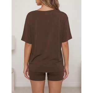Fisoew Ensemble de détente 2 pièces pour femme, t-shirt oversize assorti et short de motard, tenue décontractée et respirante pour l'été - Product Image 4