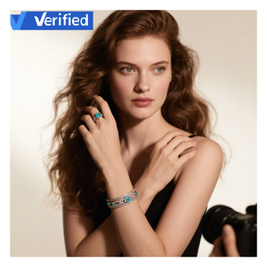 Service de photographie, Équipe professionnelle, <span class=keywords><strong>Agence</strong></span> de modèles, Logo personnalisé, Conception d'image principale, Image de trafic direct, Manuels de marque, Impression d'albums - Product Image 1