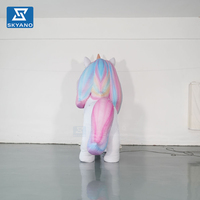 Modèle de licorne gonflable en peluche personnalisé, licorne gonflable floquée pour la décoration d'événements et de fêtes en plein air