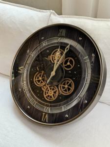 Orologio <span class=keywords><strong>da</strong></span> <span class=keywords><strong>Parete</strong></span> Analogico in Metallo Stile Retrò Americano ed Europeo di Lusso per Soggiorno/Sala <span class=keywords><strong>da</strong></span> Pranzo, Decorazione Artistica di Alta Gamma di Grandi Dimensioni - Product Image 6