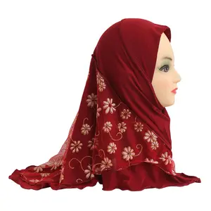 capretti del vestito musulmano hijab Suppliers-2021 commercio all'ingrosso di colore Solido tessuto di cotone sentirsi scialle sciarpe musulmano habaya dubai bambini abito musulmano hijab