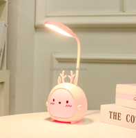 Haute qualité Graduation saison dessin animé petite lampe de bureau porte-stylo taille-crayon veilleuse intégrée