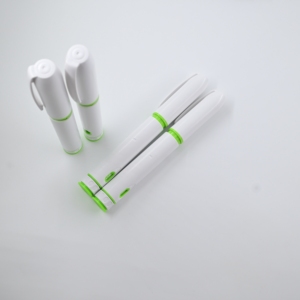 Pluma de Inyección de Plástico Desechable con Tapa y Tapón de Goma, Diseño de Logotipo Personalizado para Aplicaciones de Empaquetado OEM - Product Image 4