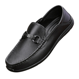 Mocassins en cuir véritable pour hommes, bout rond, à enfiler, souples, plats, décontractés, couleur unie, avec boucle, collection printemps - Product Image 4