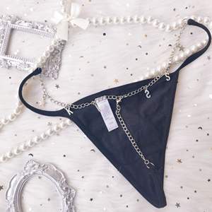 Vente flash Fancy Day : <span class=keywords><strong>Lingerie</strong></span> sexy vintage pour femme, string noir avec chaîne de luxe et pendentif en métal en forme de lettre - Product Image 3