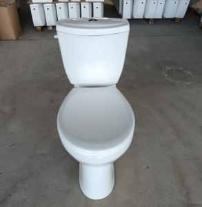<span class=keywords><strong>WC</strong></span> moderne en céramique à double chasse, deux pièces, <span class=keywords><strong>pour</strong></span> personnes <span class=keywords><strong>âgée</strong></span>s et handicapées, design confortable, à poser au sol, <span class=keywords><strong>pour</strong></span> salle de bain/lavabo - Product Image 3