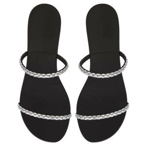 Chaussures de soirée élégantes à talons carrés et bout rond pour femmes, ornées de strass brillants, style mule de luxe - Product Image 4