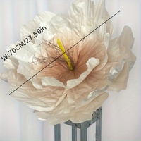 Bunga kertas warna besar 27.56 inci buatan realistis untuk dekorasi pesta pernikahan tanpa pemeliharaan latar belakang dinding raksasa diperlukan