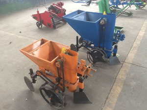 Achetez une machine <span class=keywords><strong>à</strong></span> <span class=keywords><strong>planter</strong></span> des pommes <span class=keywords><strong>de</strong></span> <span class=keywords><strong>terre</strong></span> en ligne, <span class=keywords><strong>de</strong></span> haute qualité <span class=keywords><strong>à</strong></span> des prix compétitifs - Product Image 4