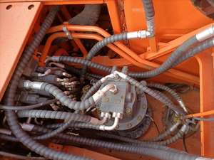 Excavadora sobre orugas Doosan DX300 de alto rendimiento, bomba de Motor usado, núcleo PLC, capacidad de cubo de 1,75 M, maquinaria de construcción - Product Image 5