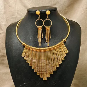 45cm Factory Wholesale Jewelry Sets With Earrings Trendy Hollow Out Spring Round Chunky Gold Color Jewelry Set For Women