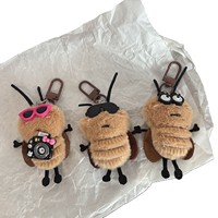 Porte-clés en peluche 3D souple, motif petite cafard de dessin animé mignon, pendentif créatif pour sac d'étudiant et sac à dos, cadeau, vente en gros, OEM, ODM