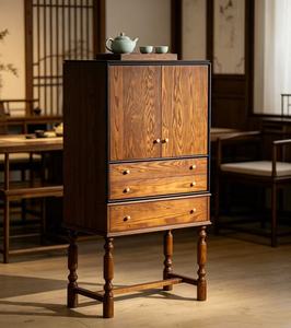 Credenza Vintage Marrone in Legno Massello con Gambe Tornite, 2 Ante e 3 Cassetti, Ampio Spazio di Archiviazione, Stile Retrò - Product Image 4
