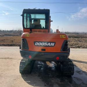 รถขุดมือสองเกาหลี Doosan DX60-9C 6 ตัน แบบ Zero Tail Swing เครื่องยนต์ Doosan ทนทาน ใช้งานได้หลากหลาย เหมาะสำหรับงานในเมือง - Product Image 5