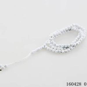 Cuentas de oración de ágata artificial con patrón espiral estampado en oro brillante YASEEN de 6 mm, 99 piezas, Tasbih brillante decorado con borlas metálicas. - Product Image 1