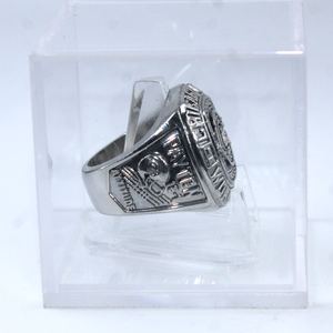 1985 Chicago USA piccolo orso campione commemorativo anello da uomo in lega gioielli di moda regalo - Product Image 5