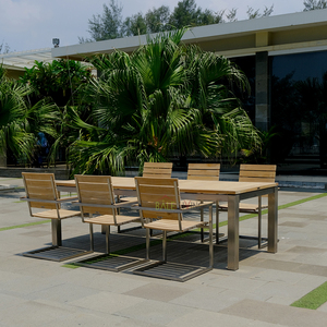 Table à manger Prague en teck de haute qualité et en fer robuste, très adaptée aux maisons, villas, hôtels et complexes hôteliers - Product Image 3