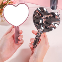Vente en gros miroir de maquillage portable en forme de coeur miroir de cils de salon miroir de poche rose galvanisé pour fille