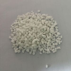 วัตถุดิบพลาสติกโพลีเอทิลีนความหนาแน่นต่ำเชิงเส้นชนิดบริสุทธิ์ LLDPE R50035 ความทนทานสูง สำหรับการขึ้นรูปถังเก็บน้ำด้วยวิธีโรโตโมลดิ้ง - Product Image 1