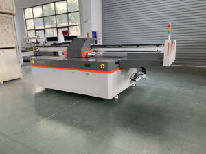 CCD Kamera Otomatik UV Baskı Manyetik Lineer Motorlu YDM 2513 UV Yazıcı PVC Panel, Cam, Akrilik, Ahşap, Seramik, Telefon Kılıfları için - Product Image 3