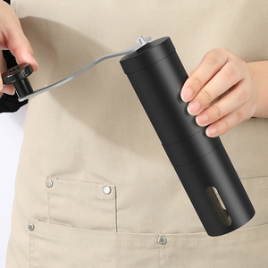 Molinillo de Café Manual Portátil de Acero Inoxidable Negro con Logotipo Personalizado - Product Image 3