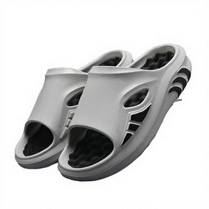 Claquettes personnalisées en EVA pour l'extérieur, avec logo, pour la plage, souples, épaisses, massantes, tongs de sport pour femmes et hommes - Product Image 3