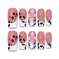 Lot de 10 faux ongles carrés faits main, base rose, pointe blanche, imprimé léopard, motif floral 3D, pour fiançailles