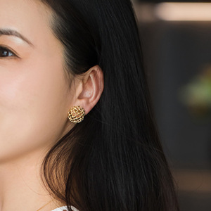 Orecchini a Perno Geometrici Cavi per Donne, Design Elegante a Linee, Accessori per Orecchie per Uso Quotidiano - Product Image 2
