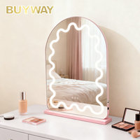 Miroir de vanité arqué avec revêtement en poudre, 70 cm, bord ondulé festonné, bande LED SMD haute densité, gradation 3 tons 3000K-6500K, capteur tactile