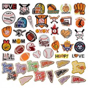 En gros Nouveaux Patchs brodés thermocollants à paillettes, motifs sportifs (Baseball, Basketball, Football, Rugby, Soccer) pour le jour du match - Product Image 1