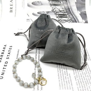 Bolsa de Terciopelo con Cordón Personalizada con Logotipo, MOQ Bajo, Muestra Gratuita, Bolsa Pequeña para Regalo de Joyería - Product Image 4