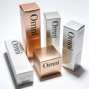 <span class=keywords><strong>Caja</strong></span> <span class=keywords><strong>de</strong></span> Cartón Blanca Personalizada para Regalos Cosméticos, <span class=keywords><strong>Caja</strong></span> <span class=keywords><strong>de</strong></span> <span class=keywords><strong>Cartulina</strong></span> Plateada <span class=keywords><strong>de</strong></span> Lujo con Textura en Relieve para Empaque <span class=keywords><strong>de</strong></span> Limpiador Facial - Product Image 1