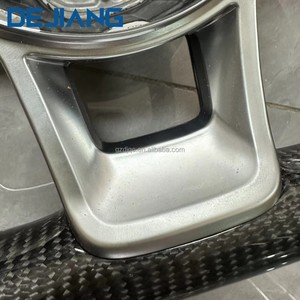 Volant en cuir et fibre de carbone fourni par l'usine pour accessoires Volkswagen VW <span class=keywords><strong>Golf</strong></span> <span class=keywords><strong>5</strong></span> 6 <span class=keywords><strong>GTI</strong></span> MK6/MK7/MK8 B8 avec palettes de changement de vitesse rouges - Product Image 4