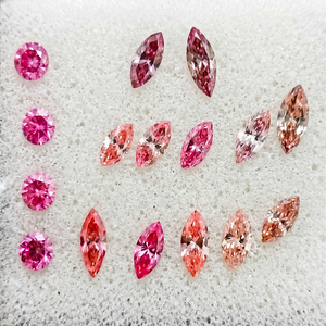 Par de Pendientes de Diamantes Sueltos con Certificación IGI, Cultivados en Laboratorio, 1CT, Personalizables, CVD HPHT, Forma y Color Mixtos - Product Image 1