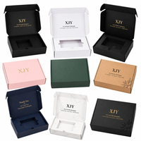 Boîte d'expédition en carton rigide écologique XJY, découpée à l'emporte-pièce, avec logo imprimé et gaufrage pour chaussettes, avec insert en carton ondulé