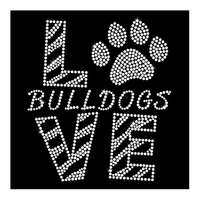 Transferts thermocollants personnalisés Bulldog et empreinte de pattes avec strass en verre Hot-Fix Design 'Letter Love' pour vêtements ou accessoires