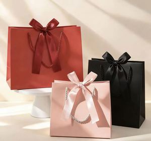 Bolsas de Papel para Compras con Asa de Cinta Dorada, Logotipo Personalizado, Regalo, Boutique, Cosméticos, Suministros de Lujo para Manualidades, Rectangulares, Estampado en Caliente, 100 Unidades - Product Image 5