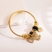 ODM perhiasan Fashion gelang wanita dapat disesuaikan baja tahan karat pesona bunga kristal Diy berlapis emas 18k