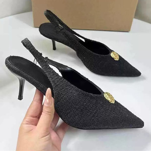 Escarpins à talon aiguille bas et bout pointu de style français pour femme - Sandales et escarpins à bout fermé et décolleté pour le printemps - Product Image 1