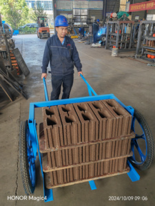 Machine de fabrication de briques, mini bloc de béton automatique Shandong - Product Image 5
