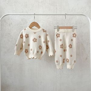 Ensemble <span class=keywords><strong>pull</strong></span> et pantalon pour <span class=keywords><strong>fille</strong></span>, imprimé floral, bord festonné, style coréen, coupe ample, tenue pour tous les jours et les jeux - Product Image 4