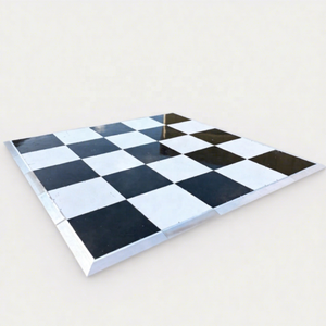 Panneaux de plancher de danse miroir blancs et noirs en contreplaqué avec cadre en aluminium, emboîtables, pour mariages et événements - Product Image 1