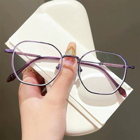 Lunettes de lecture anti-lumière bleue élégantes violettes/or rose pour personnes âgées avec verres transparents (visage large)