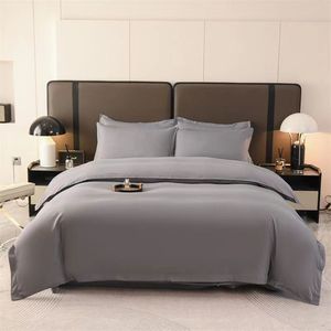 Ropa de cama de hotel de cinco estrellas, cuatro juegos de sábanas y edredones de color blanco puro, tres juegos de cama y desayuno gruesos de hotel - Product Image 4