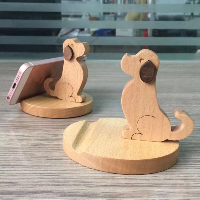 Wholesale Creative Eco-Friendly Solid Wood Phone Stand Dog-themed Cartoon Engraved Pattern for Living Room Office Wall Sign